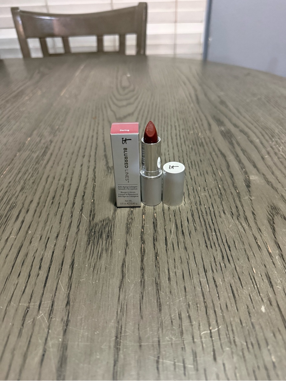 IT Cosmetics Blurred Lines Anti-Aging Collagen Smooth Fill Lipstick Daring